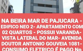 NA BEIRA MAR DE PAJUCARA - EDIFICO NEO 2- APARTAMENTO COM 02 QUARTOS - POSSUI VARANDA- VISTA LATERAL DO MAR- AVENIDA DOUTOR ANTONIO GOUVEIA 1081- CONSUMO ELETRICO É PAGO No CKECK-OUT 1KWH É 1,35 REIAS -TEM TELA DE PROTEÇÃO-